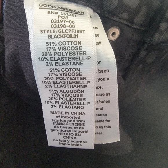 Good American Jeans - Picture 4 of 4